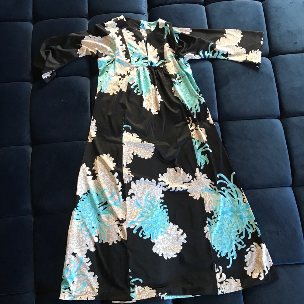 *sold* Malama Hawaiian Vintage Dress - Picture 5 of 7